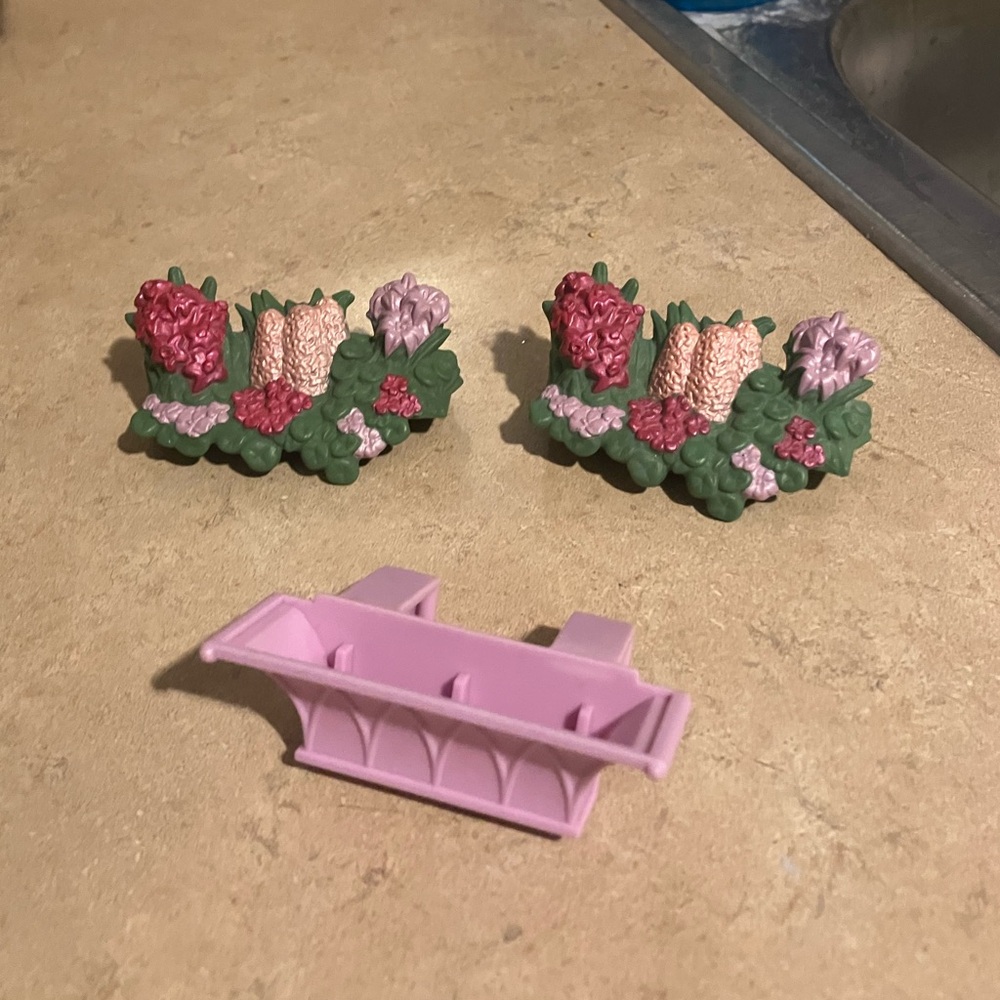 Fisher Price Loving Family Dollhouse Replacement Window Boxes and Flowers